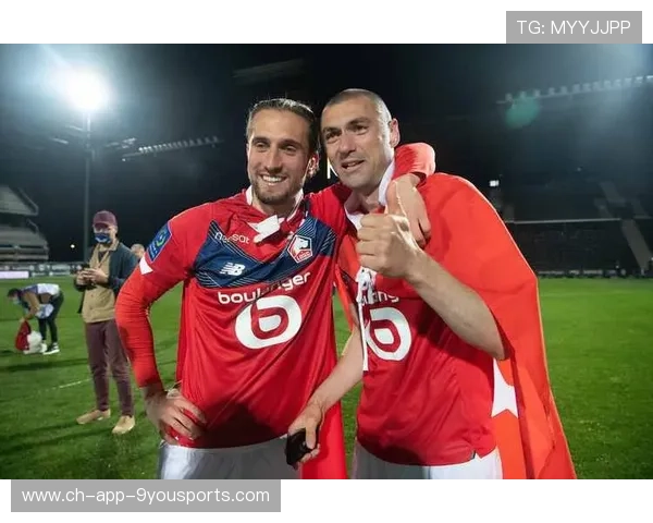 “法甲豪门争斗激烈，巅峰对决不停歇”，法甲豪门球队